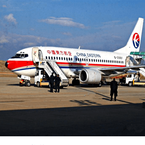 湛江航空运输航空快运业稳步发展的原因是什么？